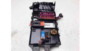 CAJA RELES / FUSIBLES AUDI A6 AVANT (2004-2008) 2.7 TDI QUATTRO 180CV 2698CC - L. 8280170 / 4F0907289J